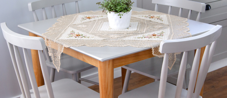 Mesa de Jantar Memphis - Design Compacto com 4 Lugares