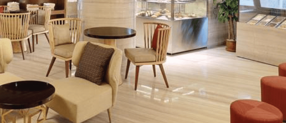 Sustentabilidade na Hotelaria e Gastronomia: Móveis Ecológicos e Design Responsável